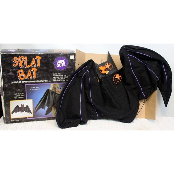 Wipe Outs Bat Splat Halloween Decor Indoor Outdoor Poseable Wings up to 50" - Picture 1 of 5